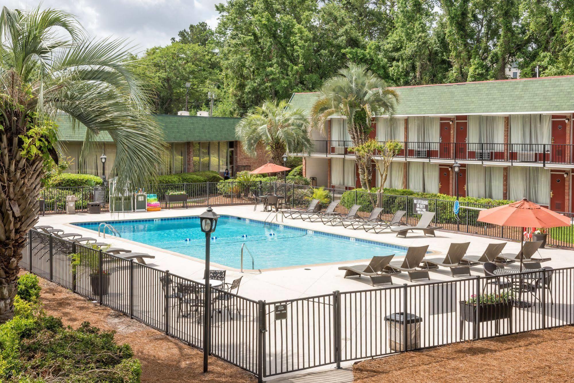 North Charleston Inn Екстер'єр фото