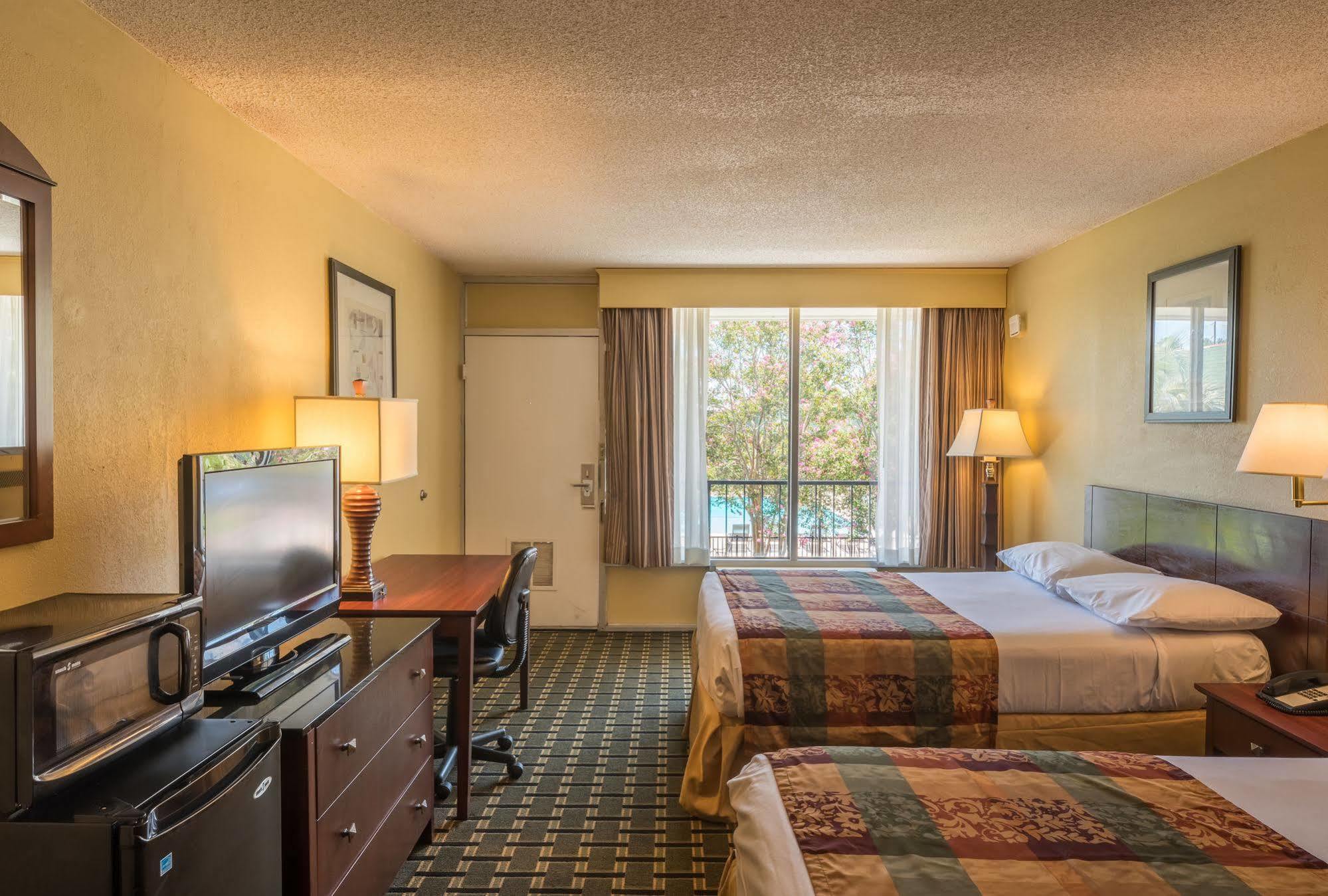 North Charleston Inn Екстер'єр фото